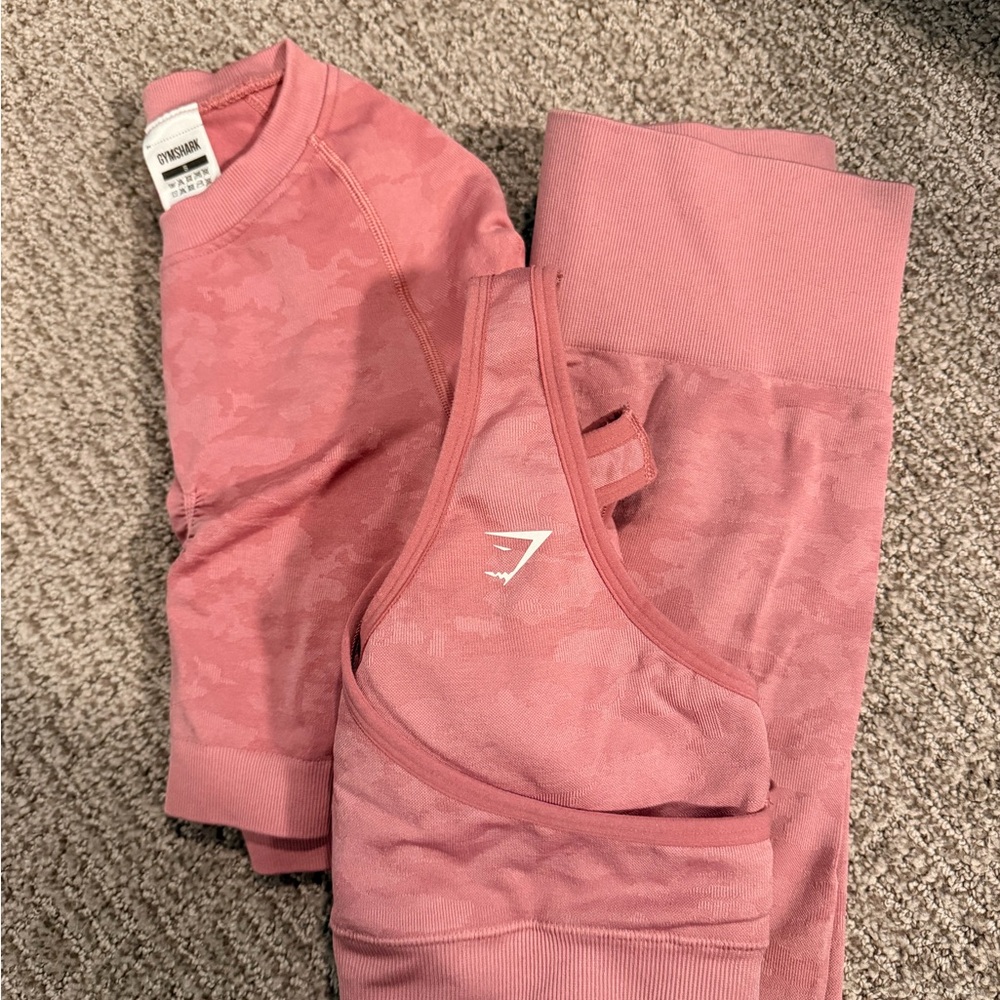 Gymshark Blush Pink Workout Ensemble
